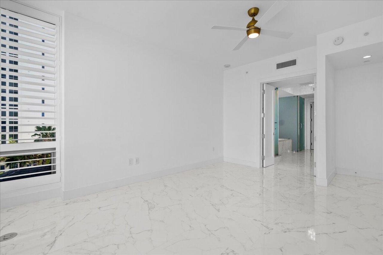 1 Water Club Way, Unit 604, North Palm Beach, FL 33408 Photo