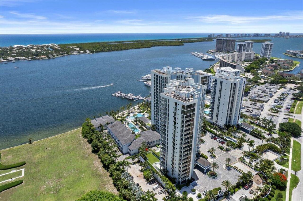 1 Water Club Way, Unit 604, North Palm Beach, FL 33408 Photo