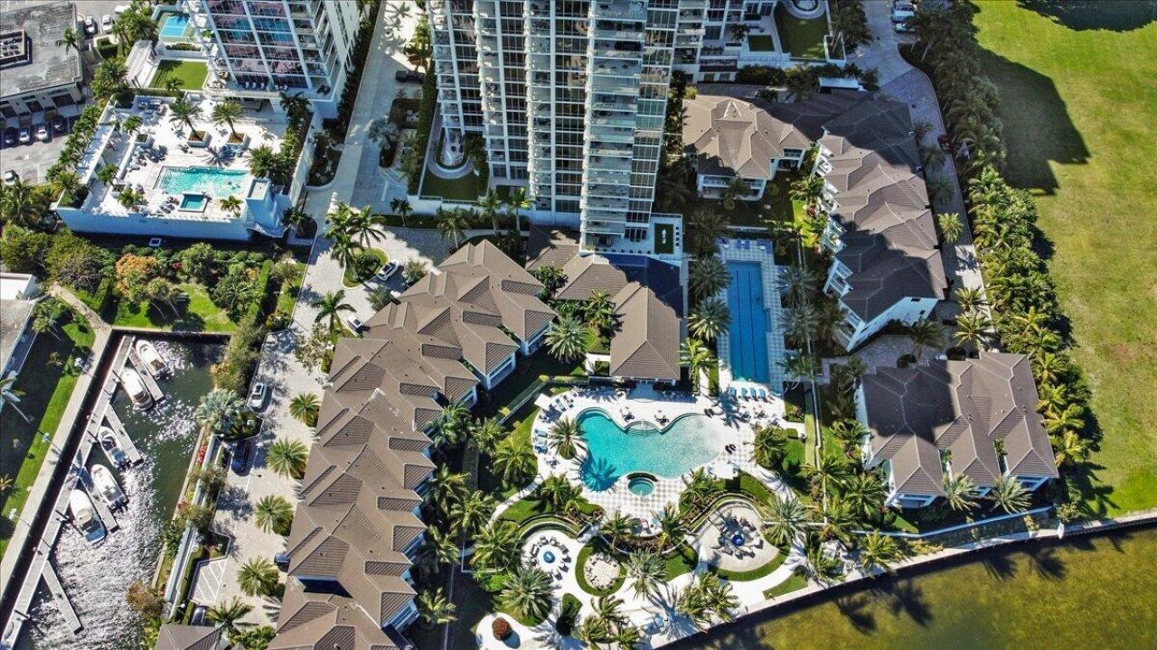1 Water Club Way, Unit 604, North Palm Beach, FL 33408 Photo