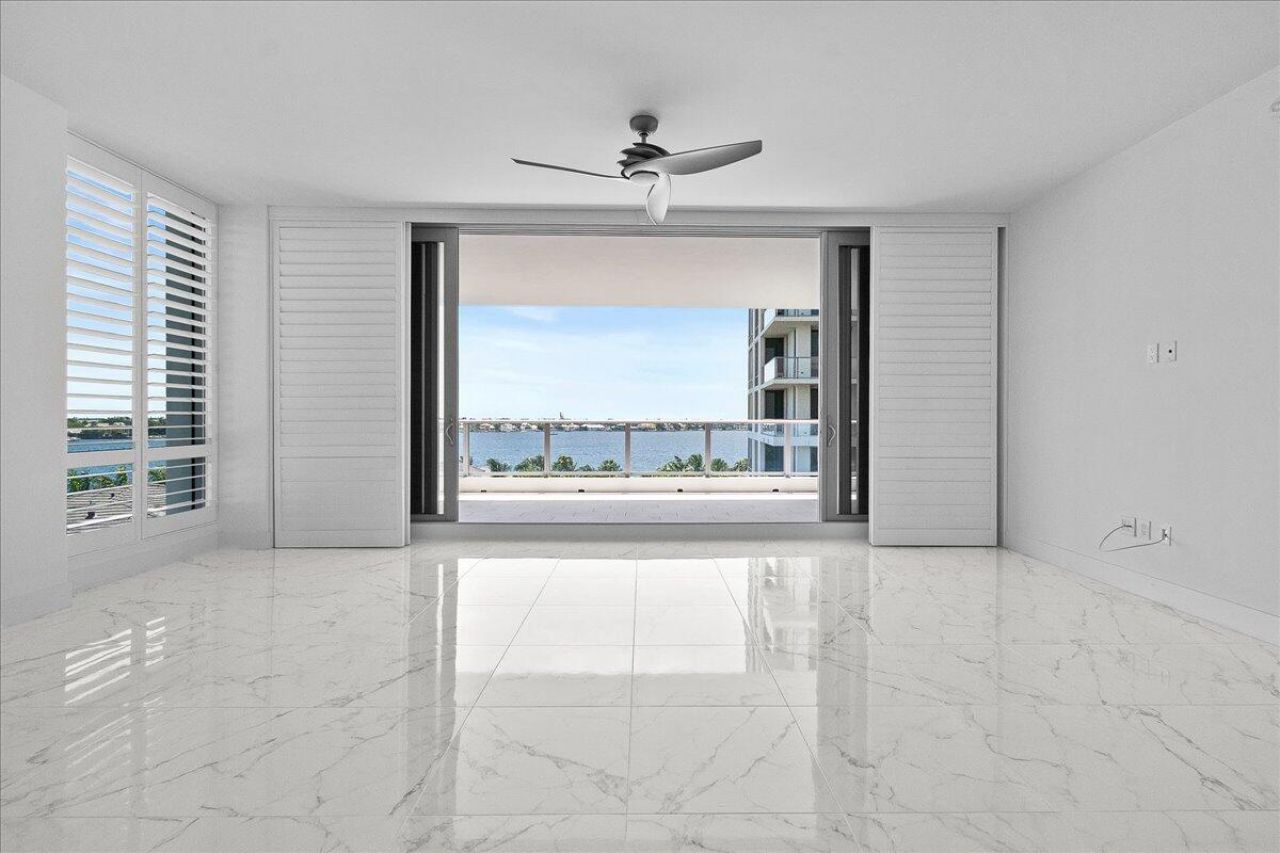 1 Water Club Way, Unit 604, North Palm Beach, FL 33408 Photo
