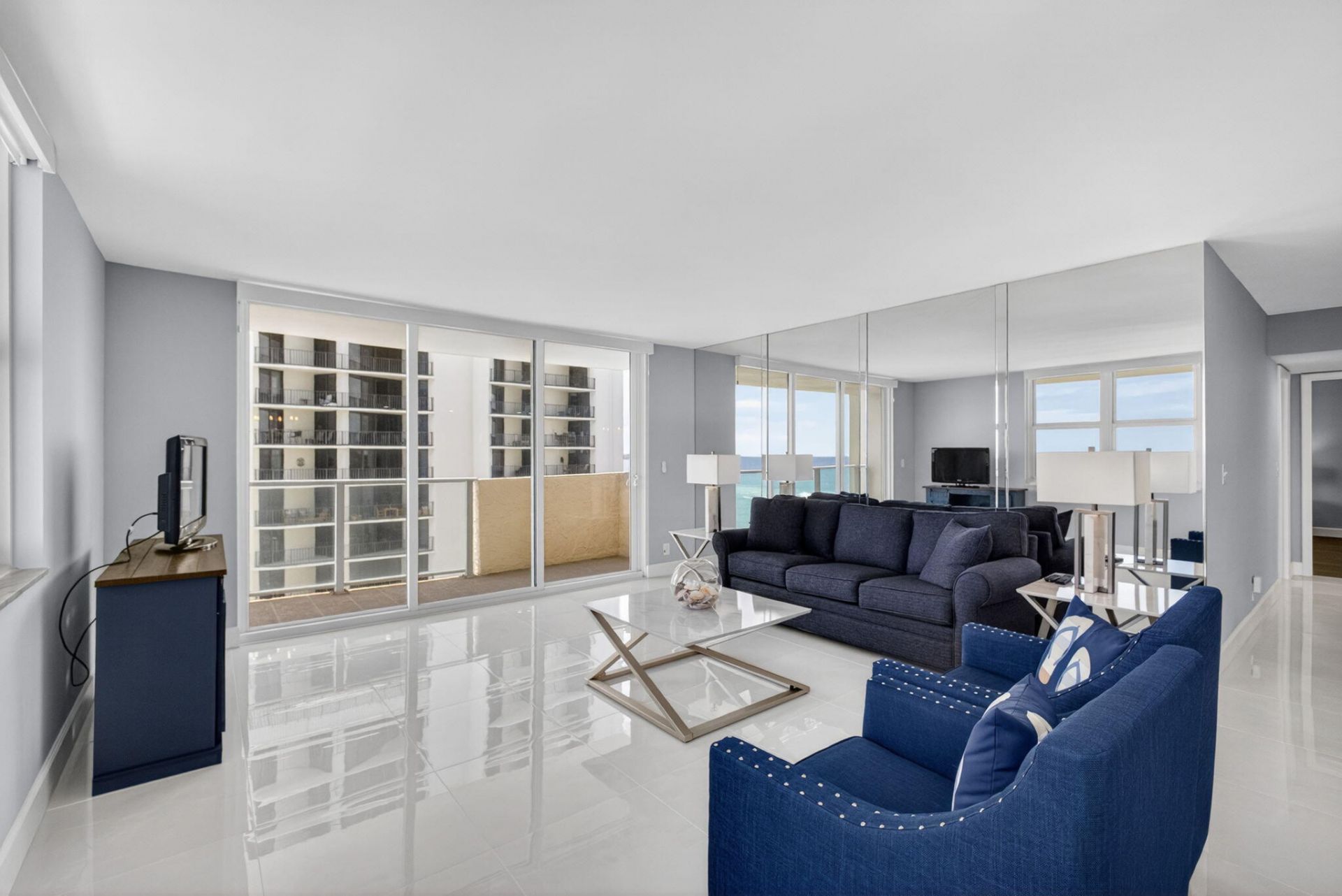 5440 N Ocean Drive, Unit 807, Singer Island, FL 33404 Photo