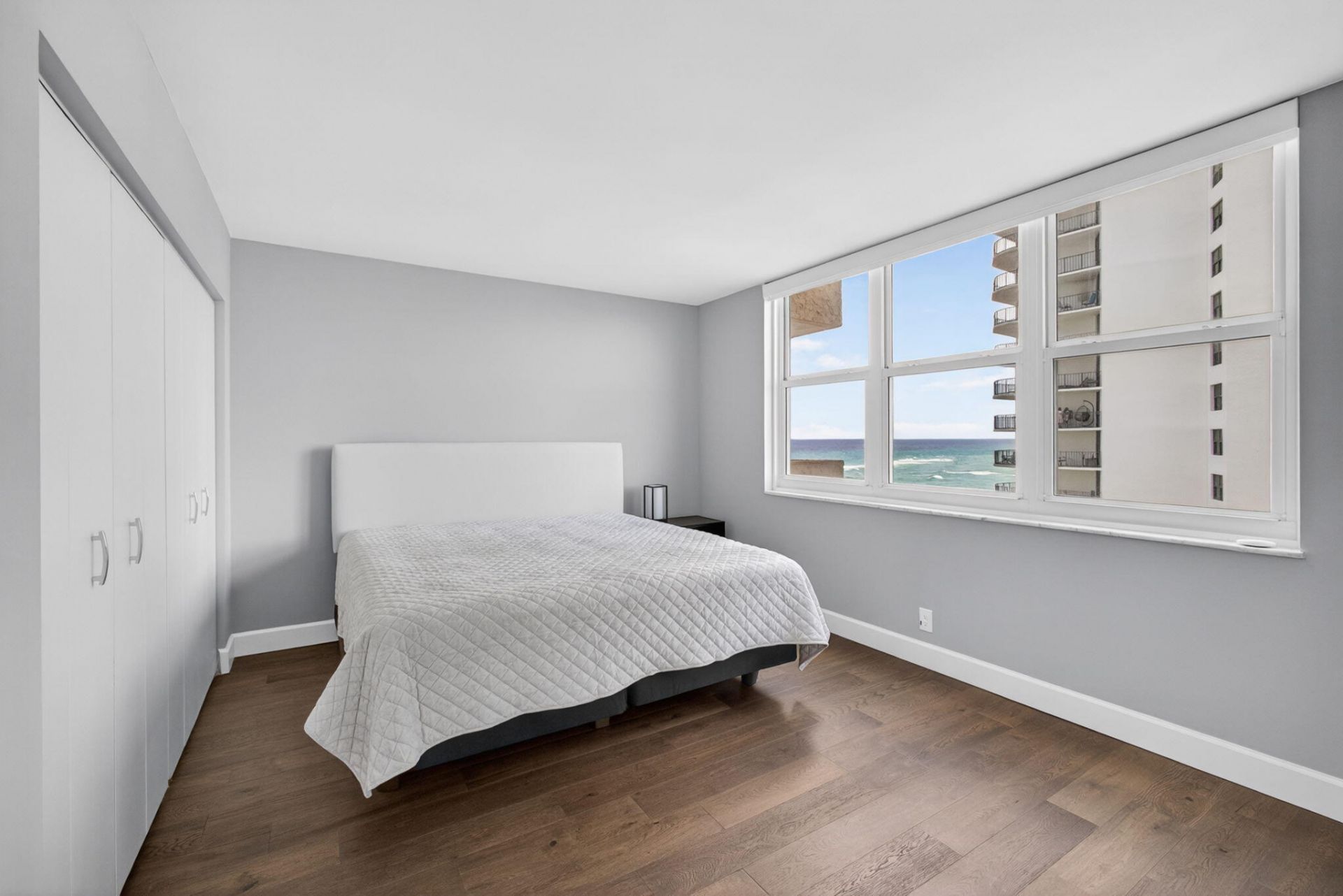 5440 N Ocean Drive, Unit 807, Singer Island, FL 33404 Photo