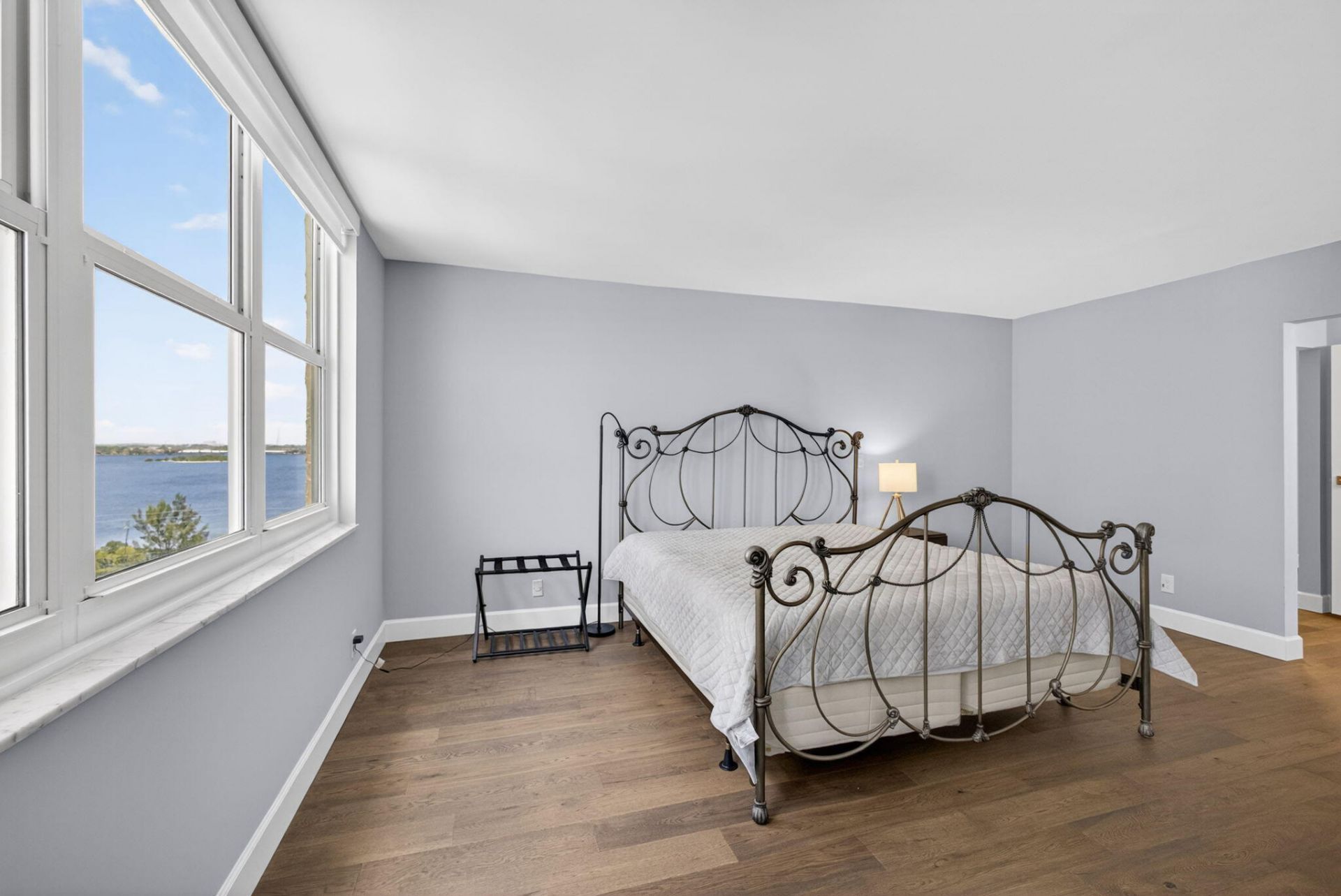 5440 N Ocean Drive, Unit 807, Singer Island, FL 33404 Photo