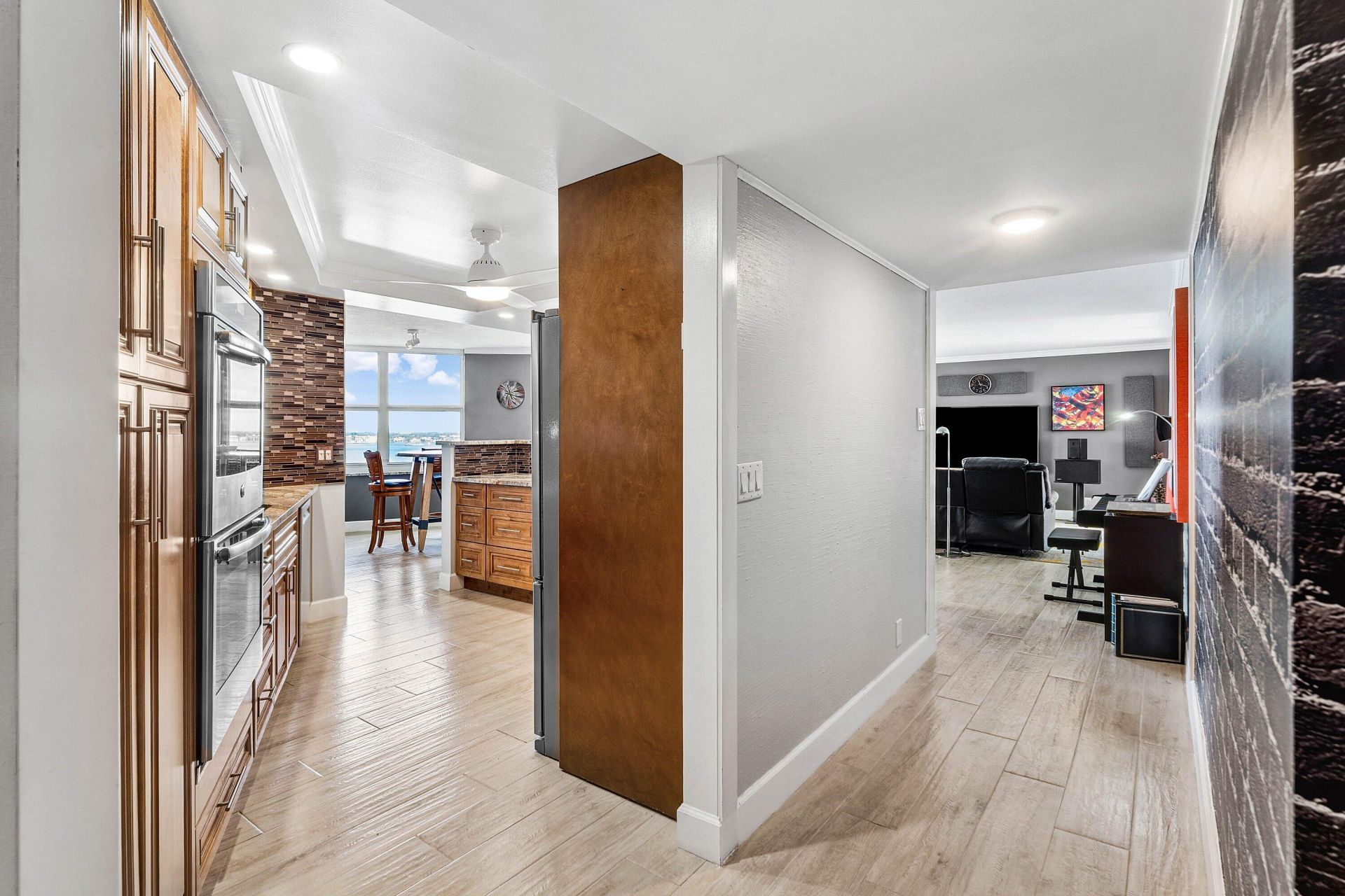 5420 N Ocean Drive, Unit 905, West Palm Beach, FL 33404 Photo