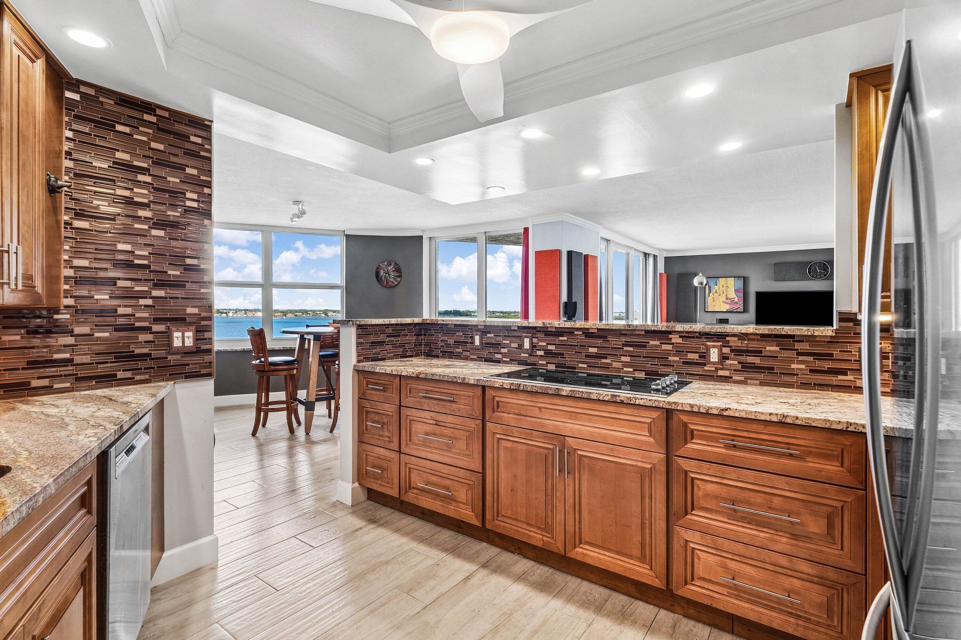 5420 N Ocean Drive, Unit 905, West Palm Beach, FL 33404 Photo