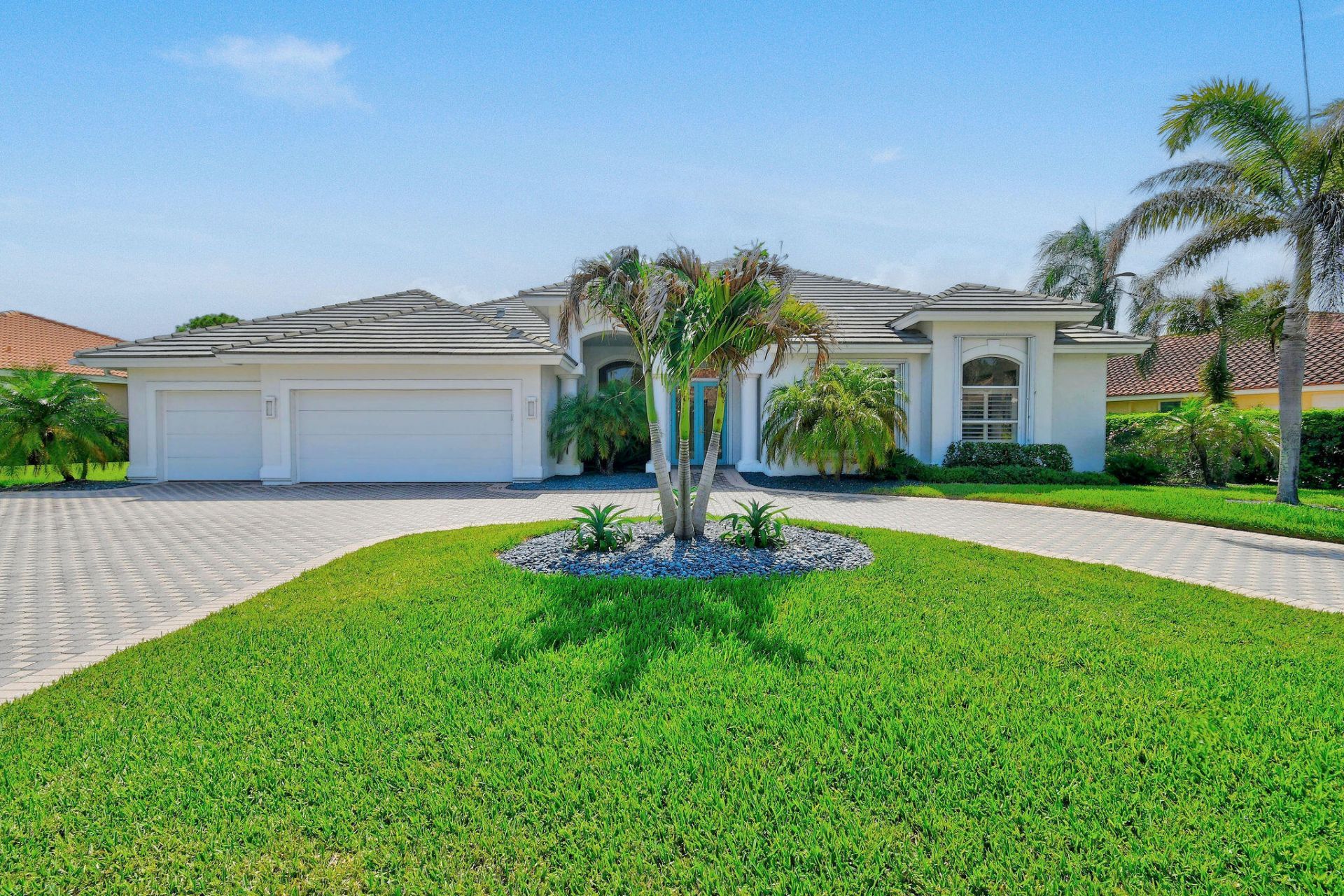 8091 SE Woodlake Lane W, Hobe Sound, FL 33455 Photo