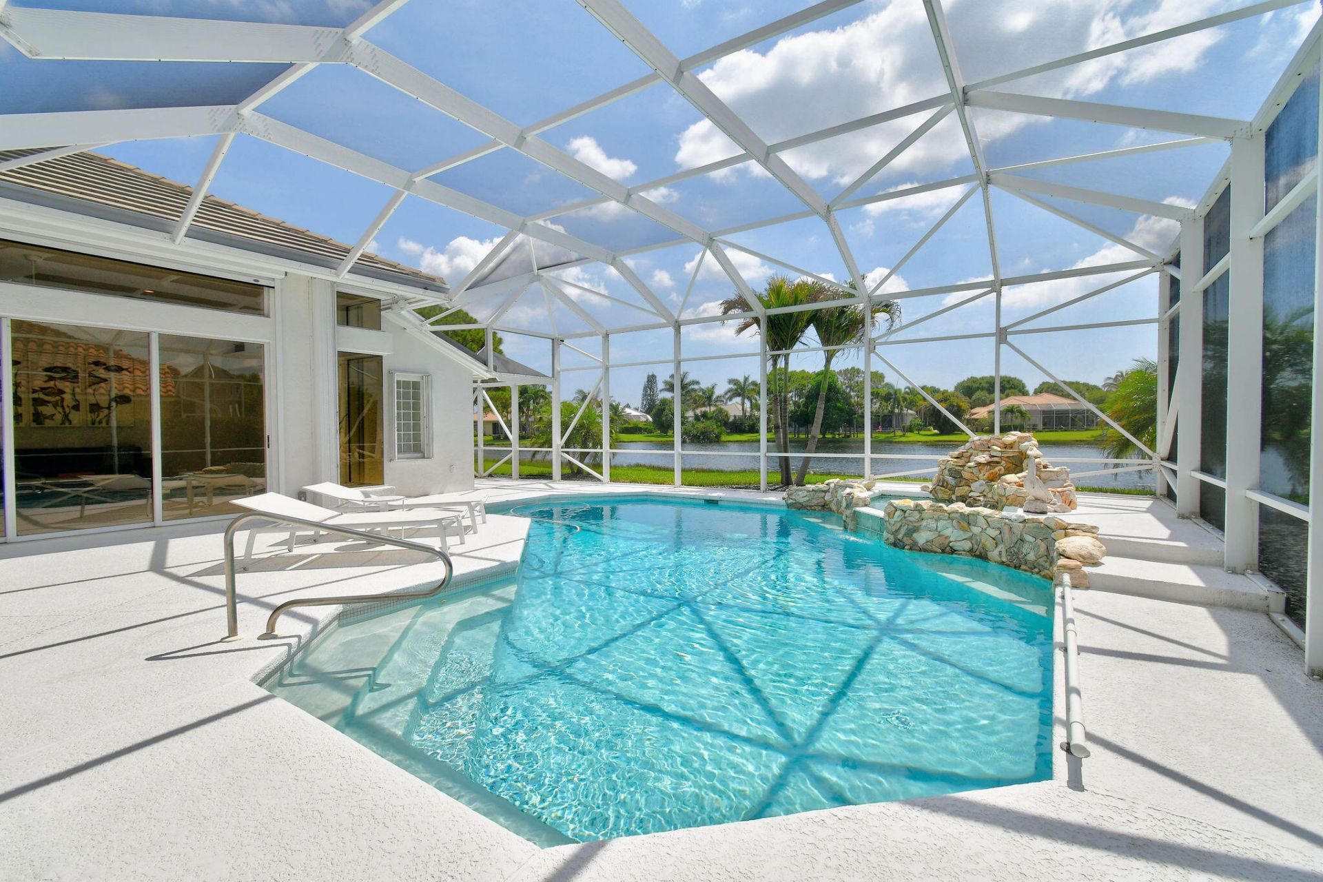 8091 SE Woodlake Lane W, Hobe Sound, FL 33455 Photo