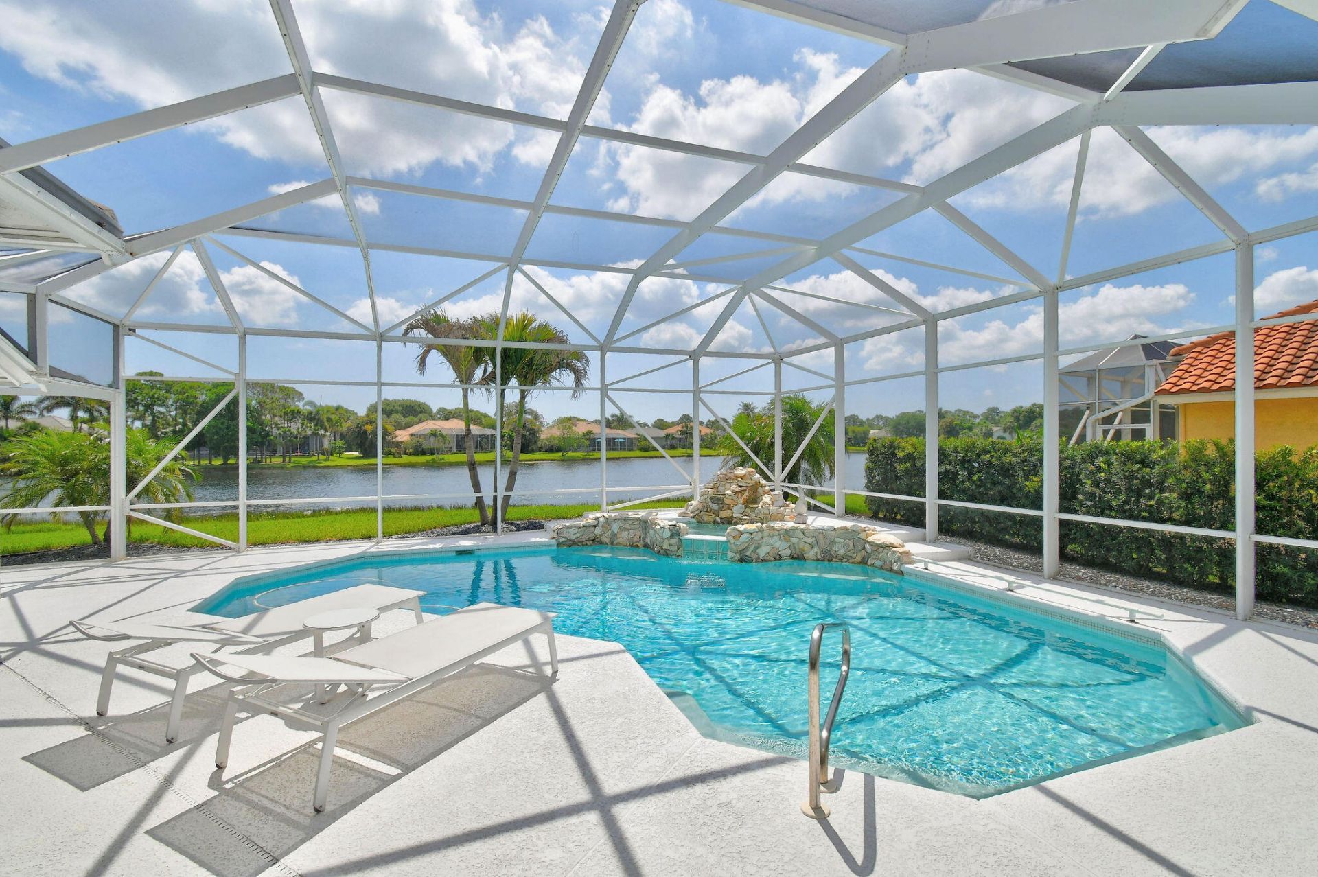 8091 SE Woodlake Lane W, Hobe Sound, FL 33455 Photo