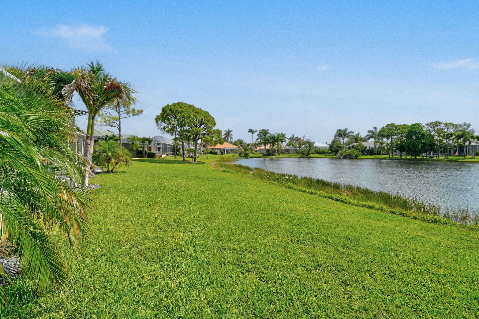 8091 SE Woodlake Lane W, Hobe Sound, FL 33455 Photo
