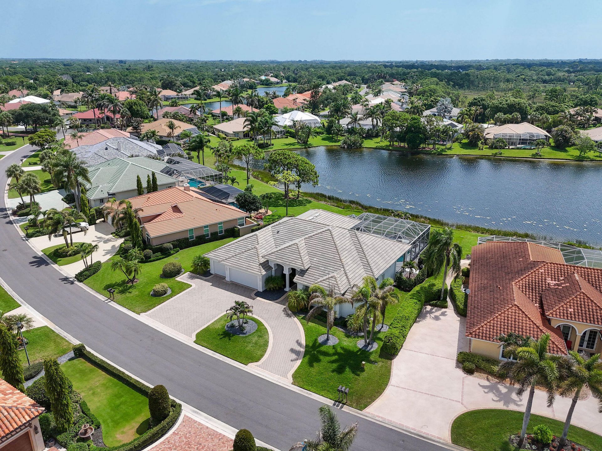 8091 SE Woodlake Lane W, Hobe Sound, FL 33455 Photo