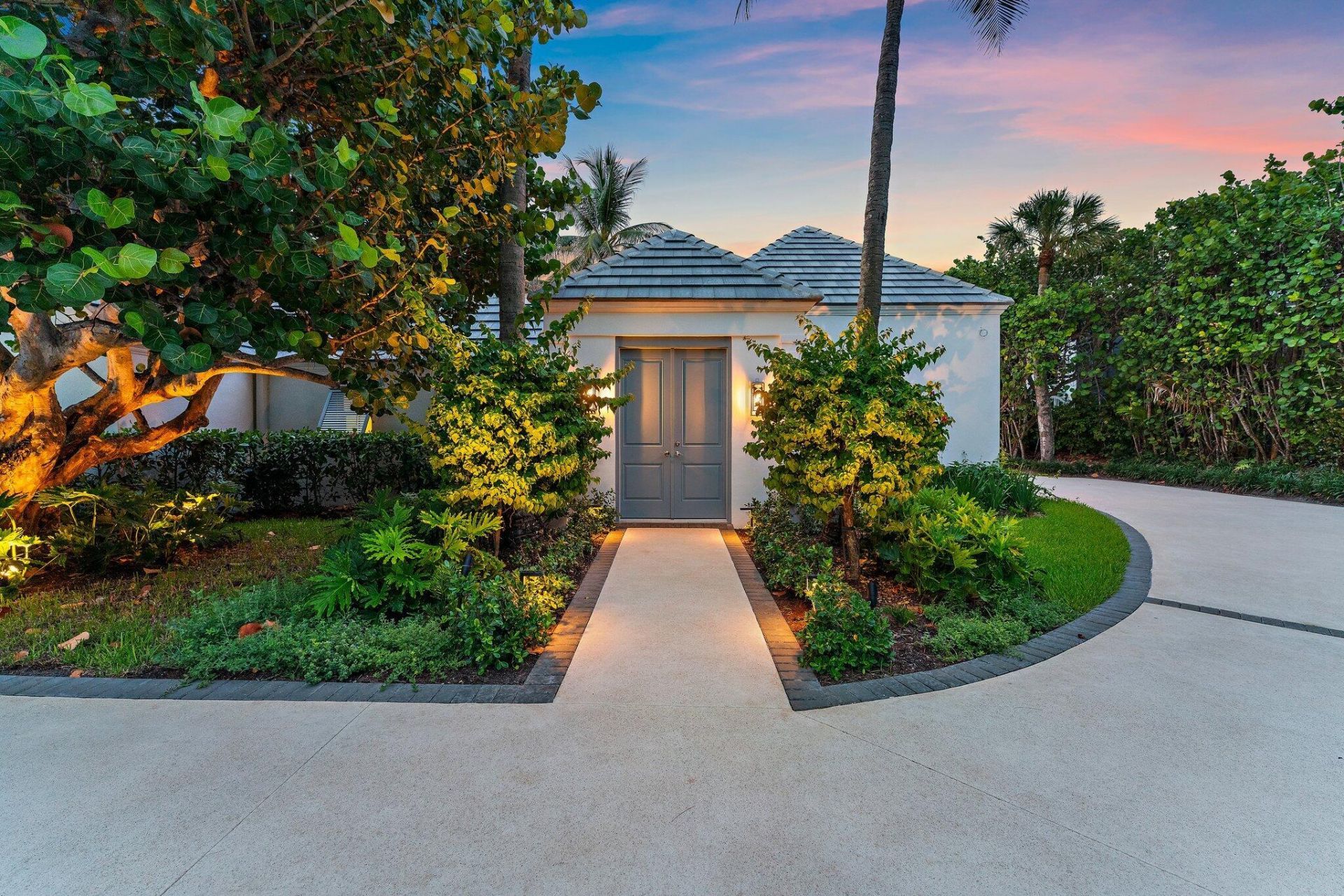 43 N Beach Road, Hobe Sound, FL 33455 Photo