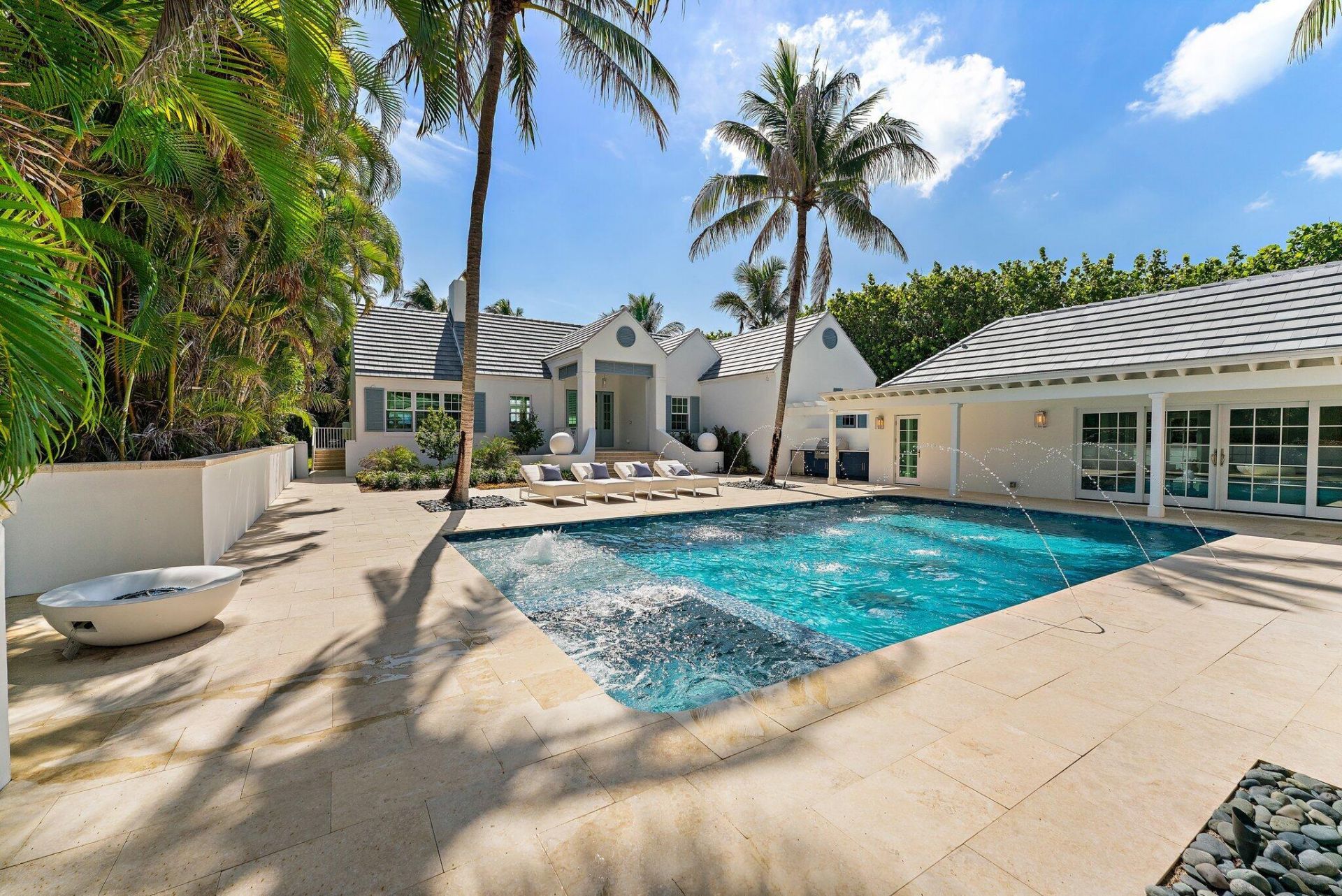 43 N Beach Road, Hobe Sound, FL 33455 Photo