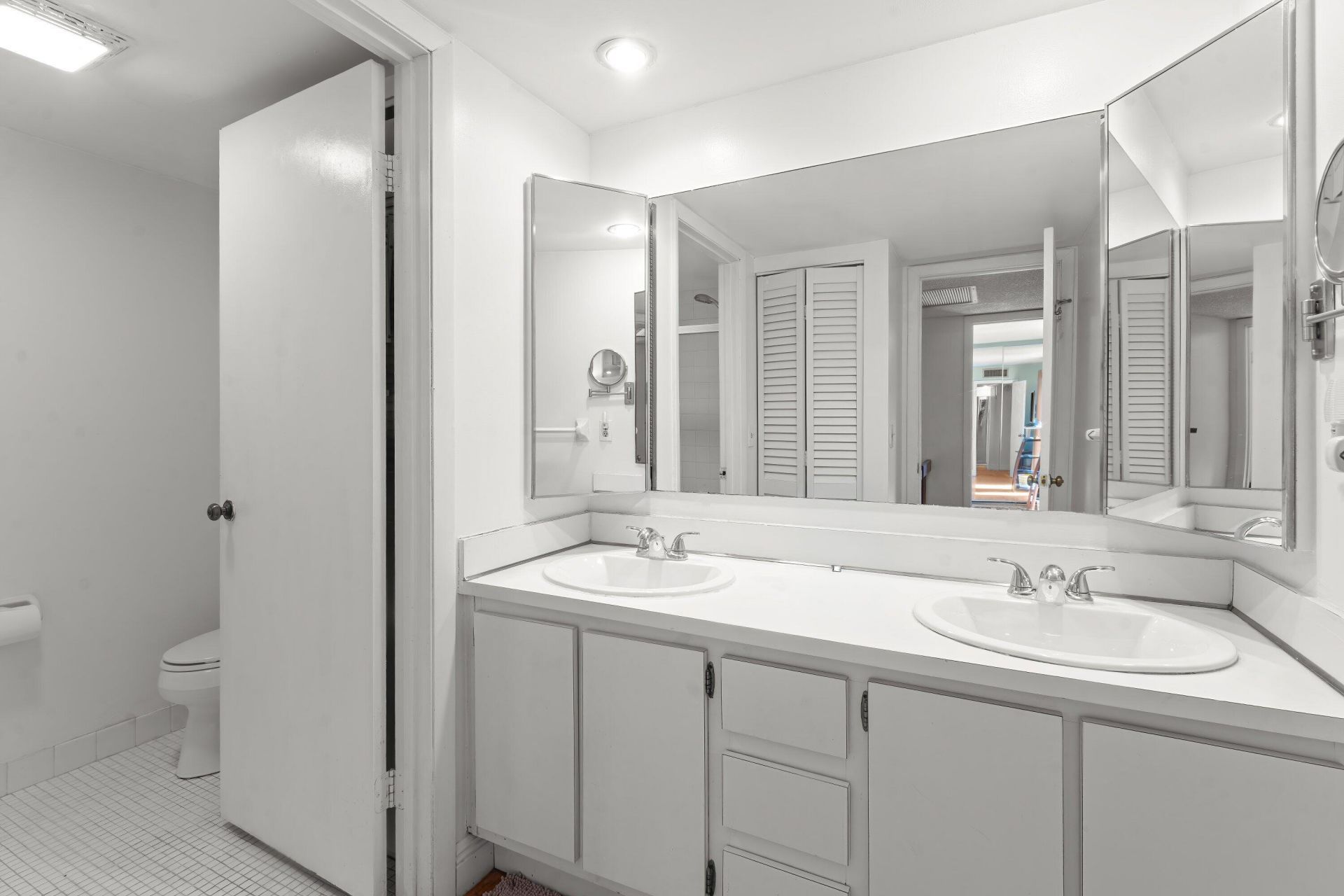 110 Lake Arbor Drive, Palm Springs, FL 33461 Photo
