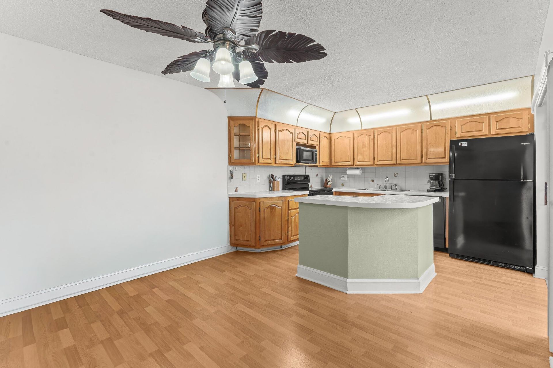 110 Lake Arbor Drive, Palm Springs, FL 33461 Photo