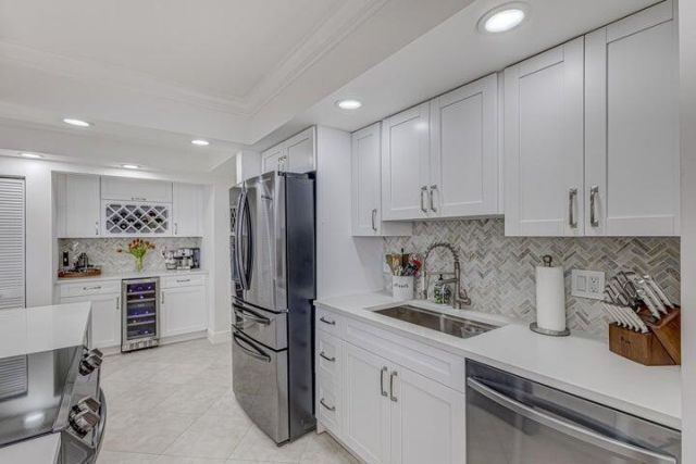 5440 N Ocean Drive, Unit 1502, Singer Island, FL 33404 Photo