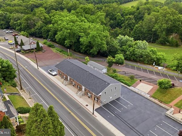 350 MAIN STREET, SCHWENKSVILLE, PA 19473