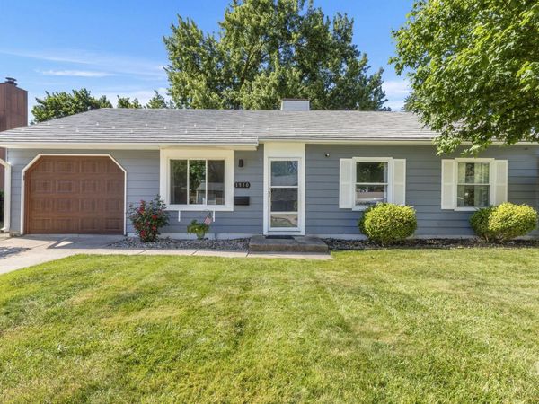 1510 Glenlake Drive, South Bend, IN 46614