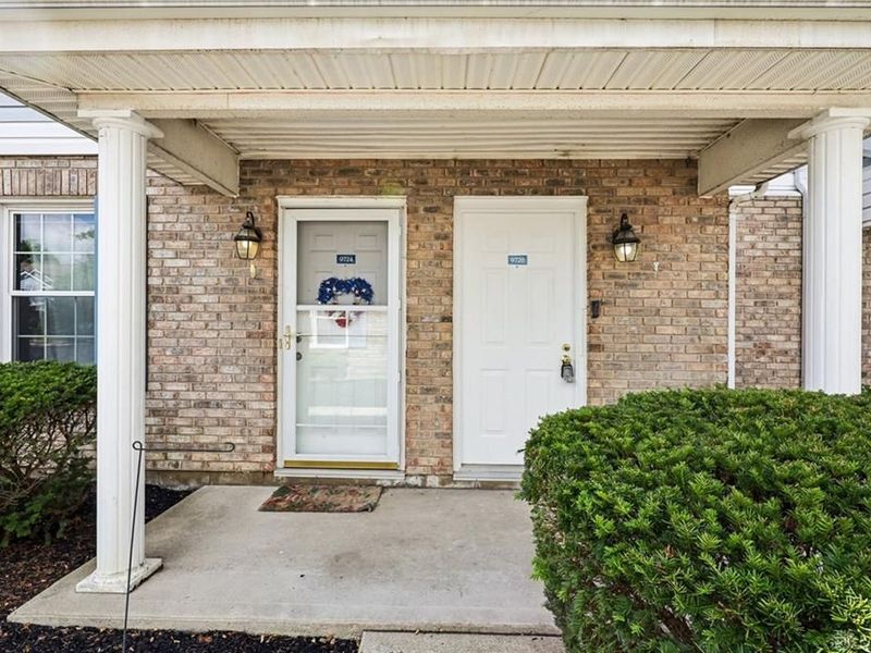 9726 Timberview Court, West Chester, OH 45241 Photo 3