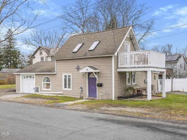 79 Starr Avenue, Schenectady, NY 12304