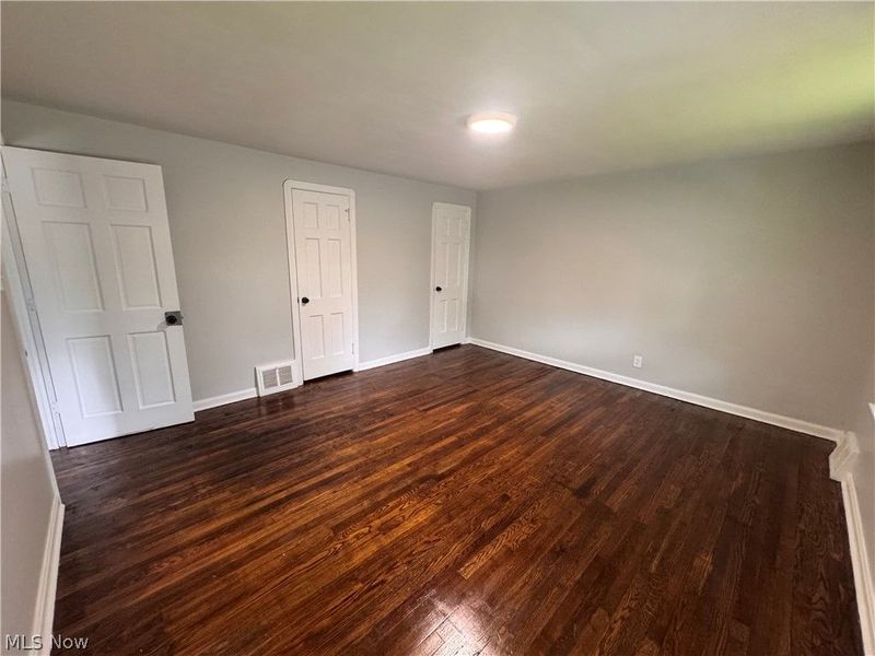 16611 Eldamere Avenue, Cleveland, OH 44128 Photo 22