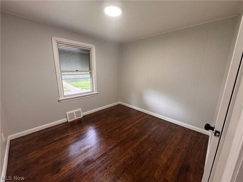 16611 Eldamere Avenue, Cleveland, OH 44128 Photo 23