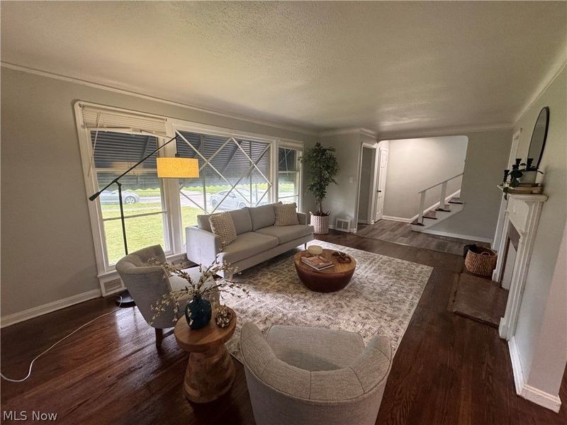 16611 Eldamere Avenue, Cleveland, OH 44128 Photo 3