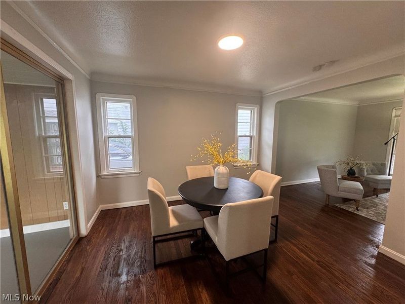 16611 Eldamere Avenue, Cleveland, OH 44128 Photo 8