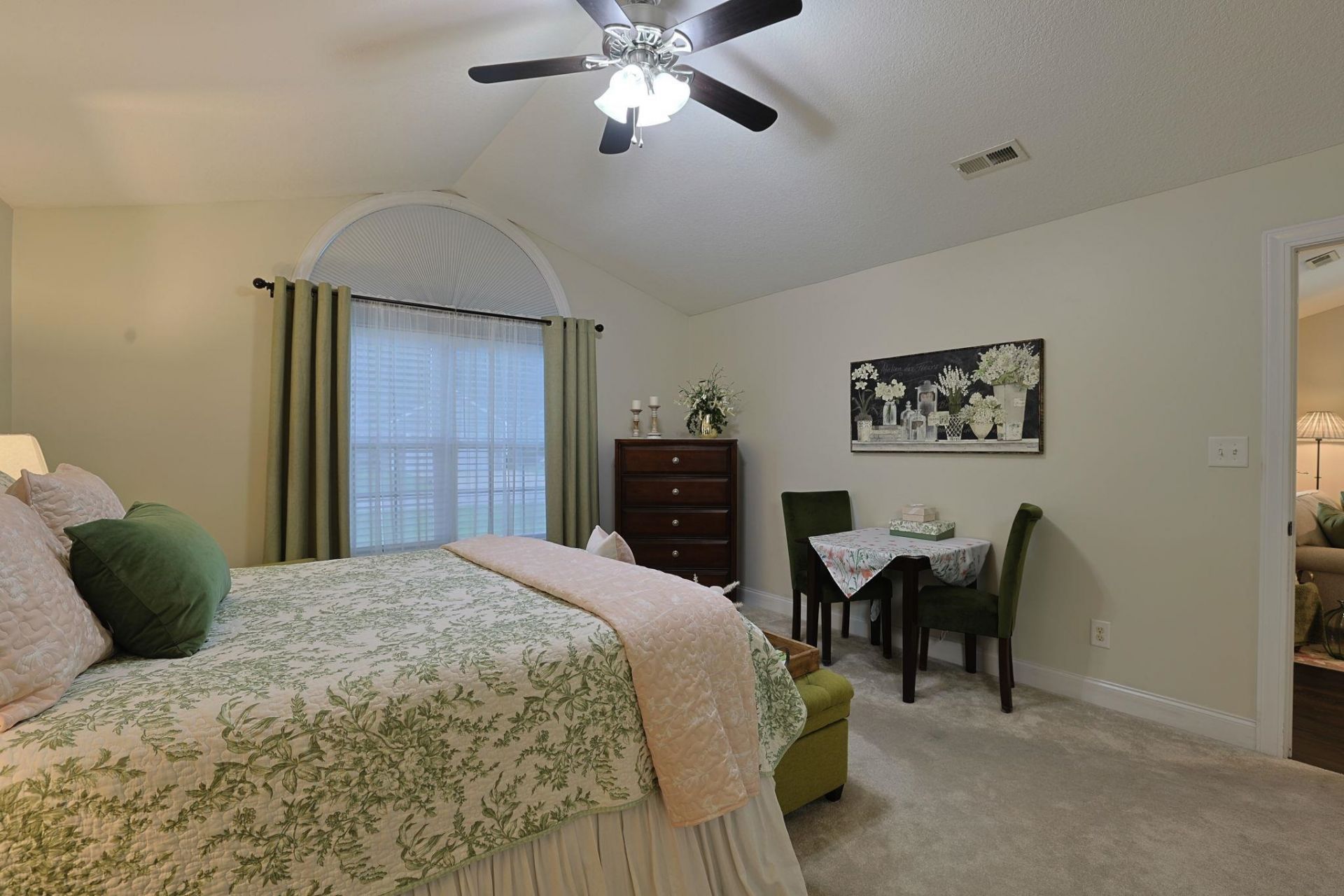 469 Oakham Dr.  Photo 14