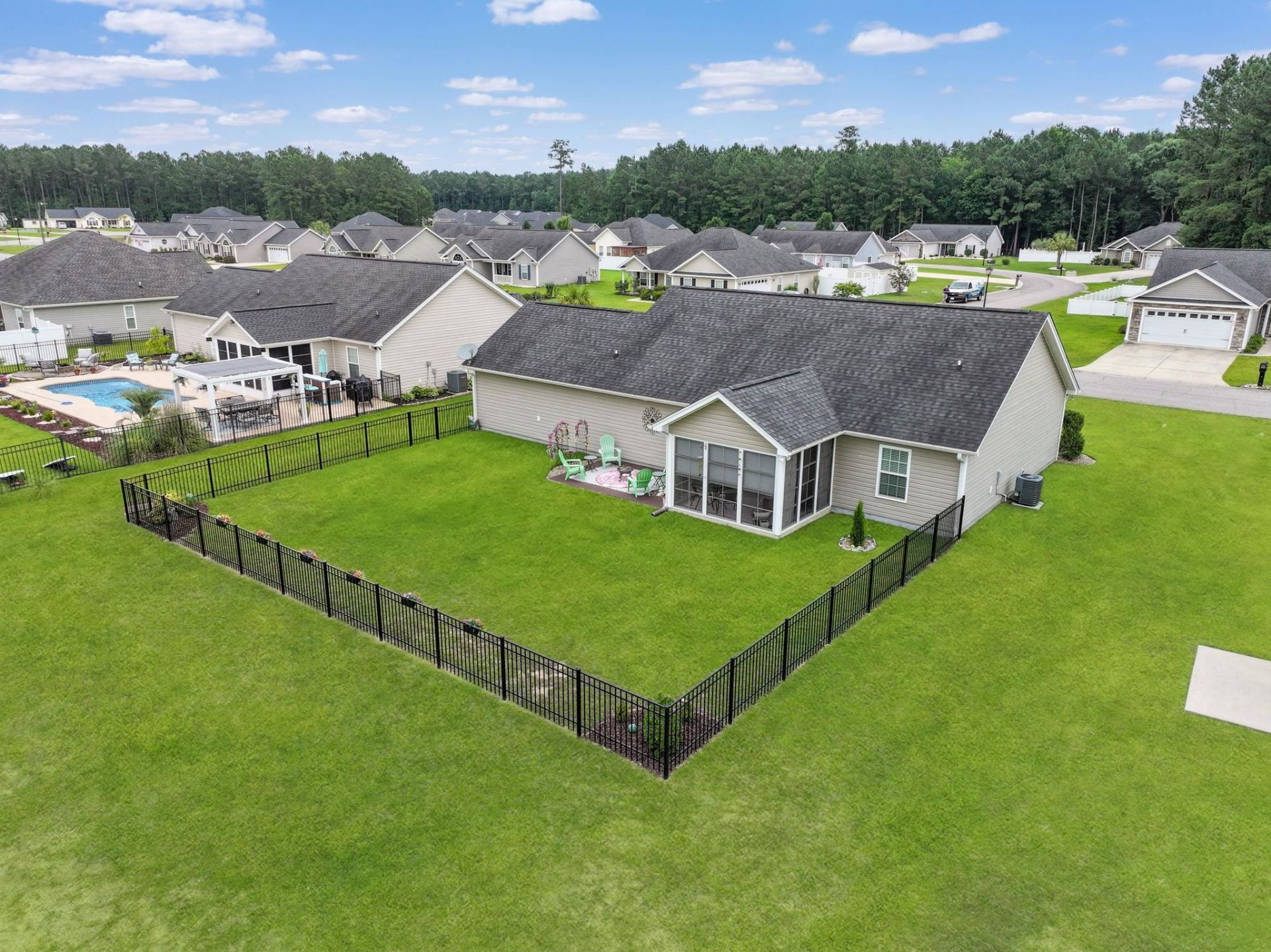 469 Oakham Dr.  Photo 30