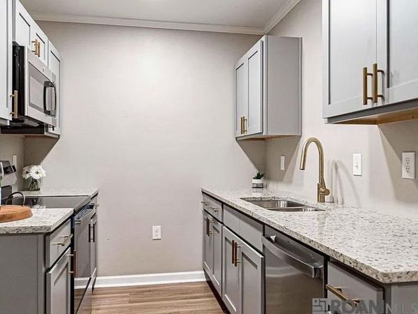9986 Avenue C, Baton Rouge, LA 70807