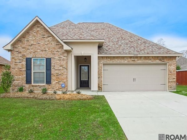 32463 Curtis Cove Ln, Denham Springs, LA 70706