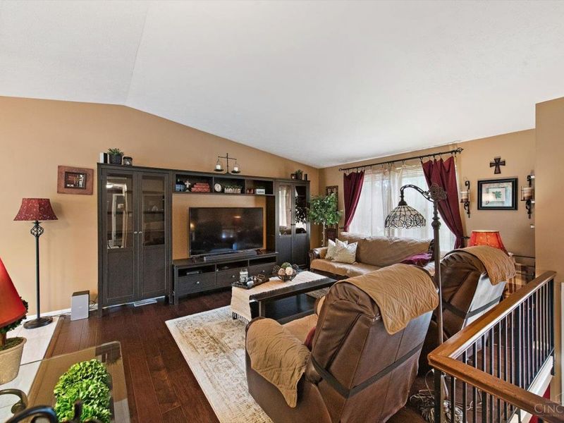 3036 Glenaire Drive, Colerain Township, OH 45251 Photo 10