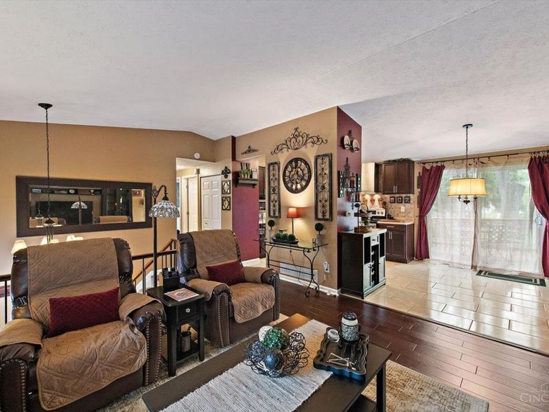 3036 Glenaire Drive, Colerain Township, OH 45251 Photo 4