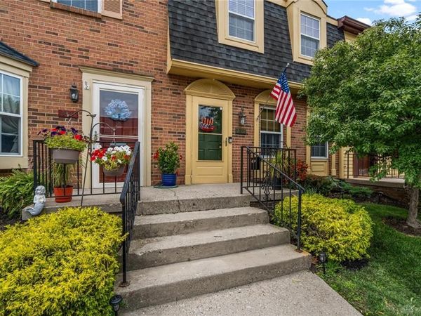 2602 S Kings Arms Circle, Centerville, OH 45440