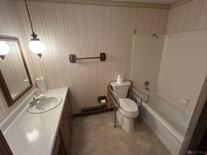 1101 E Bridle Lane, West Carrollton, OH 45449 Photo 22