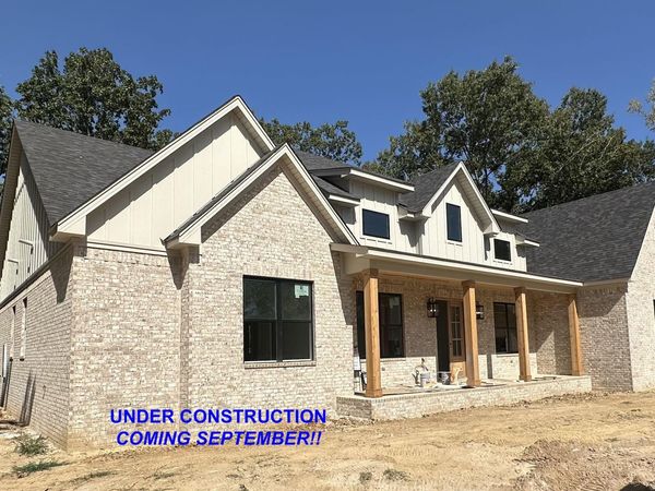 202 Shagbark Trail, Maumelle, AR 72113