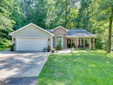 4232 Joe Chandler Road, Gillsville, GA 30543