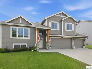 13544 S 55th Street, Papillion, NE 68133
