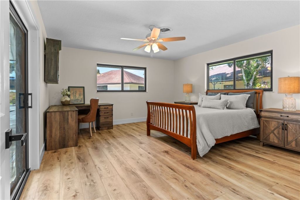2525 4th Street, Vero Beach, FL 32962 Photo