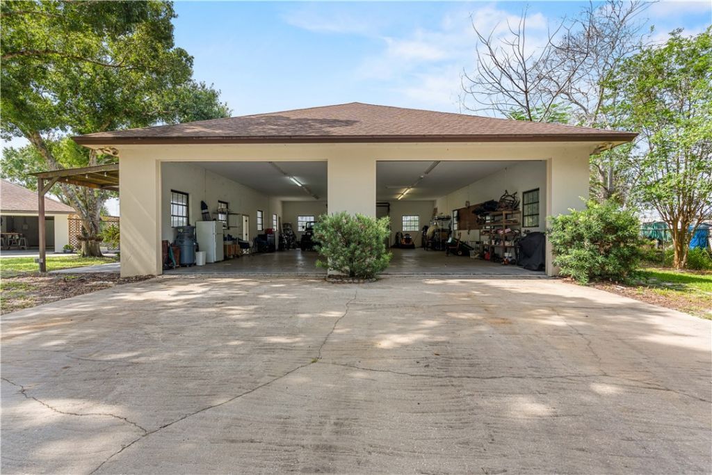 2525 4th Street, Vero Beach, FL 32962 Photo