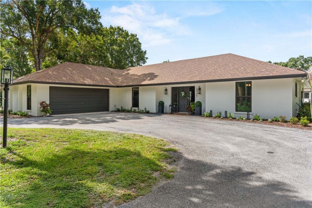 2525 4th Street, Vero Beach, FL 32962 Photo