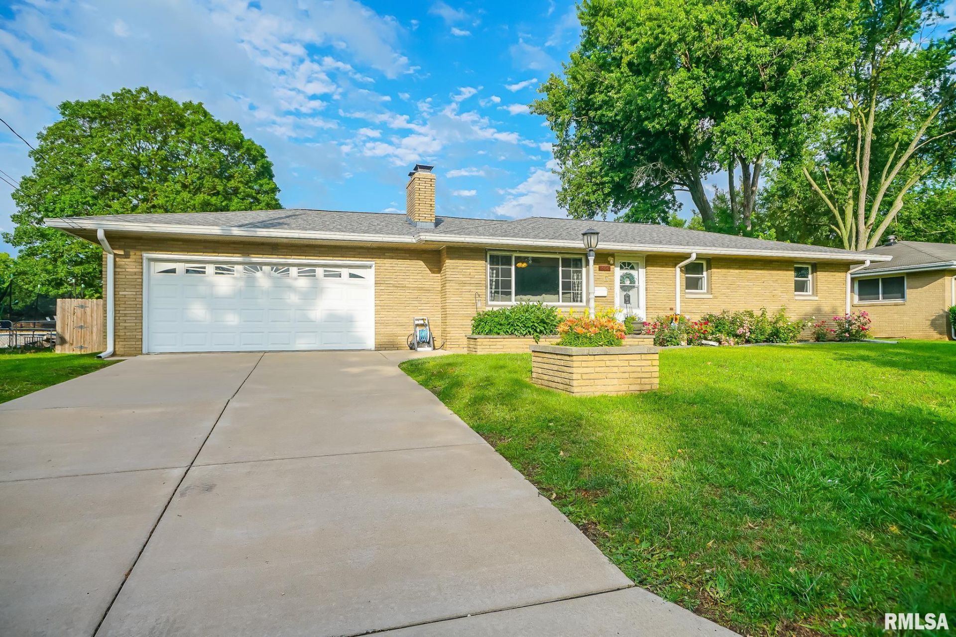 1506 Norwood Avenue, Pekin, IL 61554 Main Photo