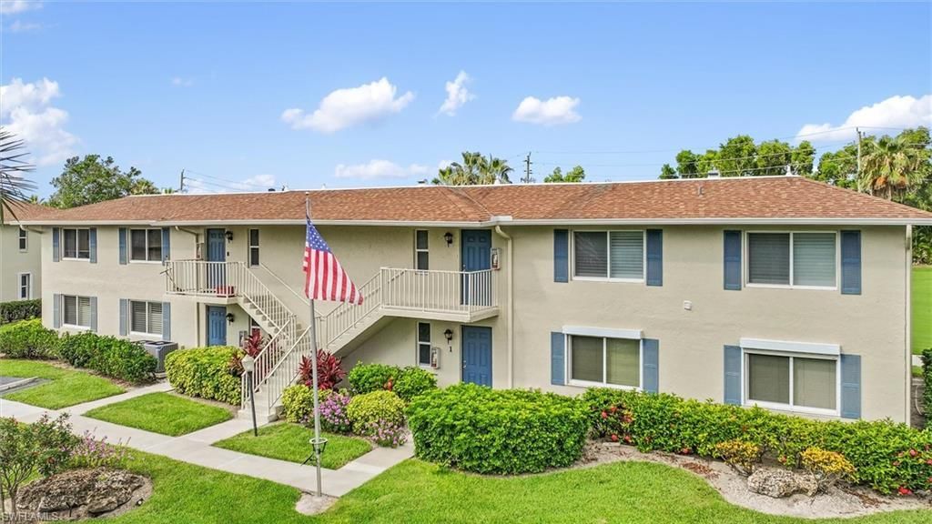 249 Memory Ln, Unit 4, Naples, FL 34112 Photo