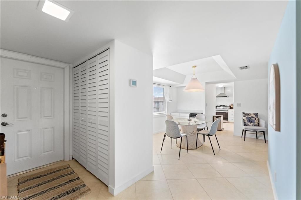 249 Memory Ln, Unit 4, Naples, FL 34112 Photo