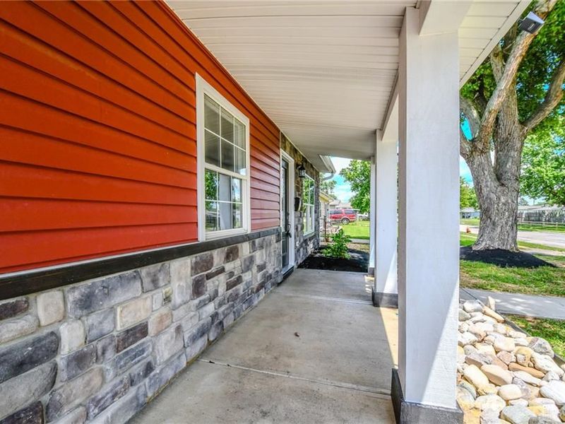 805 Brookfield Drive, New Carlisle, OH 45344 Photo 6
