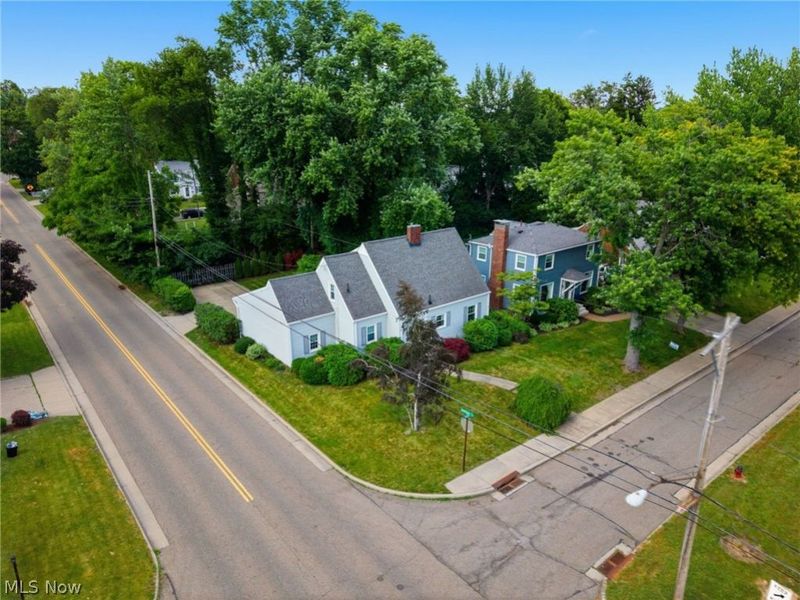 2131 Mount Vernon Boulevard NW, Canton, OH 44709 Photo 3