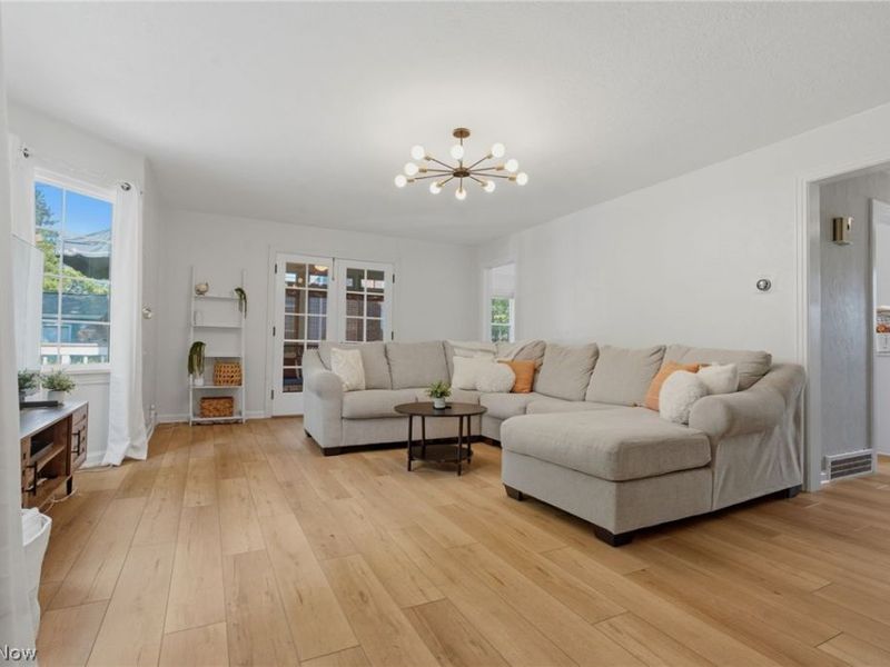 2131 Mount Vernon Boulevard NW, Canton, OH 44709 Photo 7