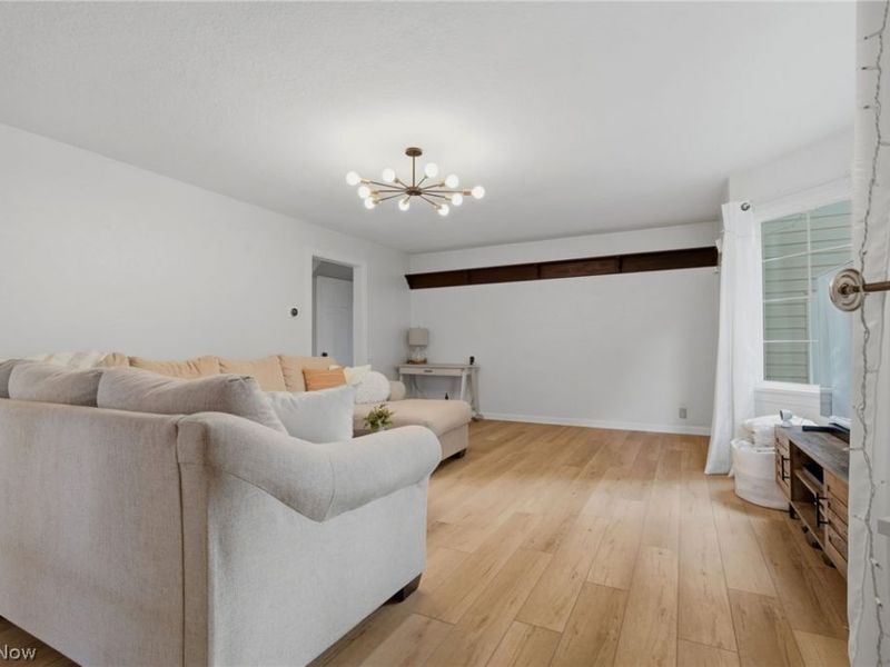2131 Mount Vernon Boulevard NW, Canton, OH 44709 Photo 8