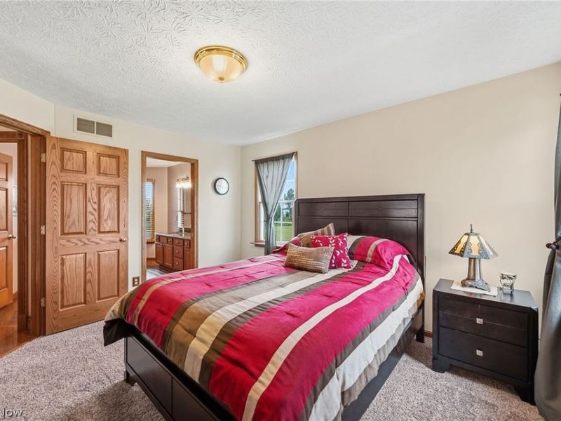 548 Appomattox Court, Lagrange, OH 44050 Photo 32