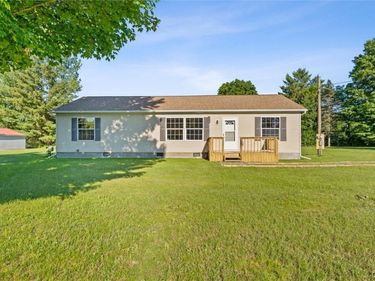 33 Delta Avenue , Hastings, NY 13076